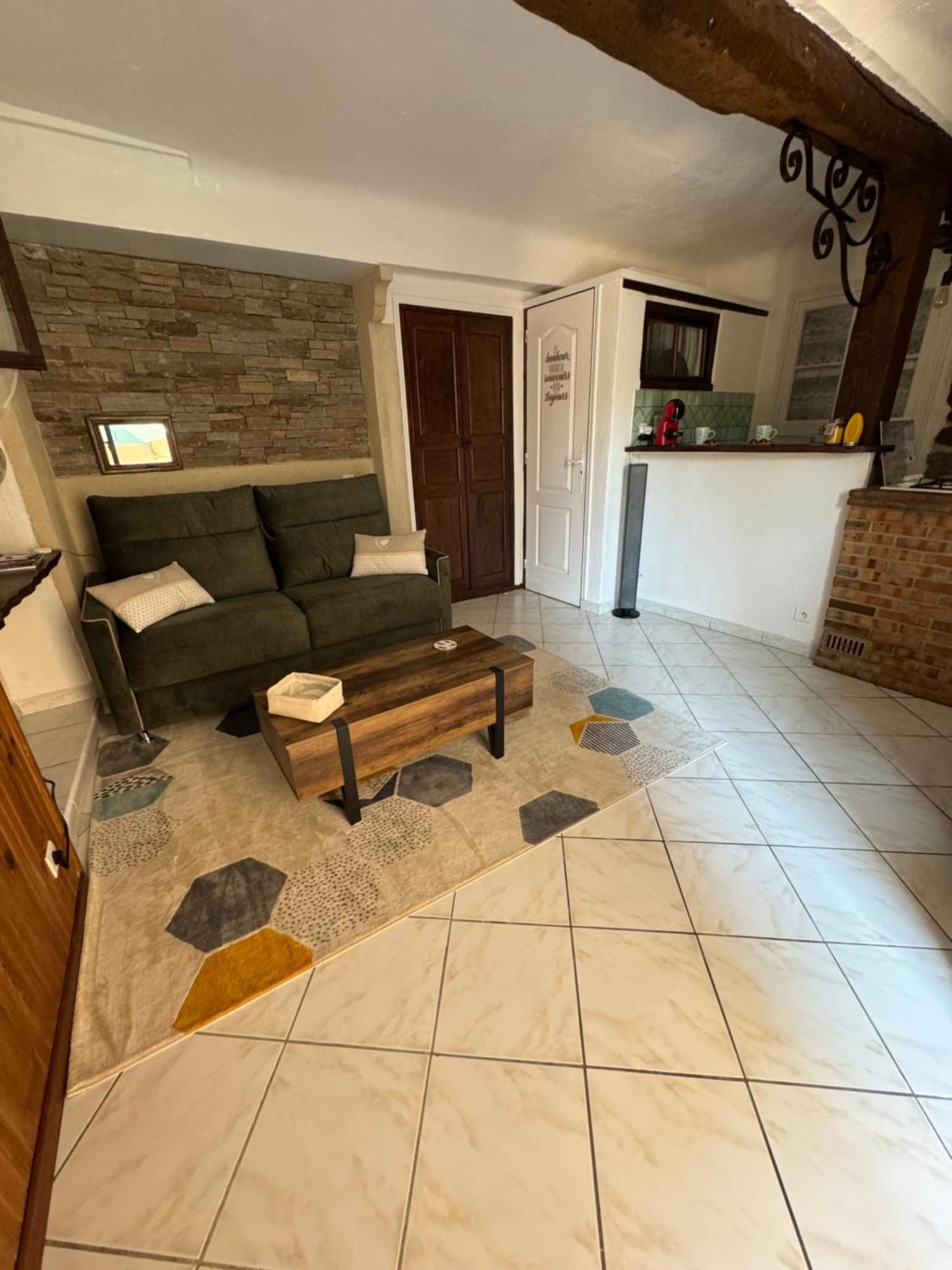 Chez Kay Apartment Roquebrune-sur Argens Bagian luar foto