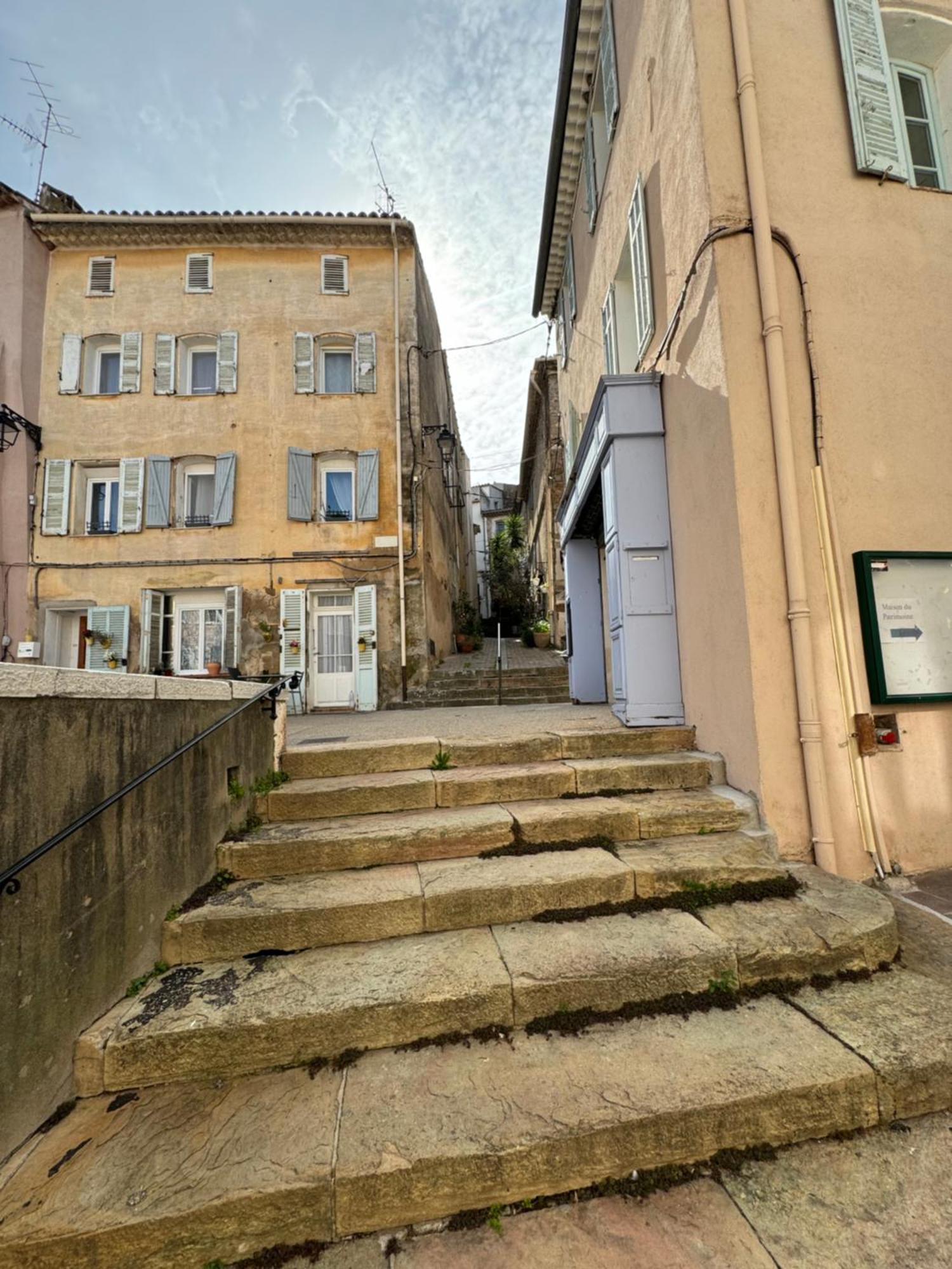 Chez Kay Apartment Roquebrune-sur Argens Bagian luar foto