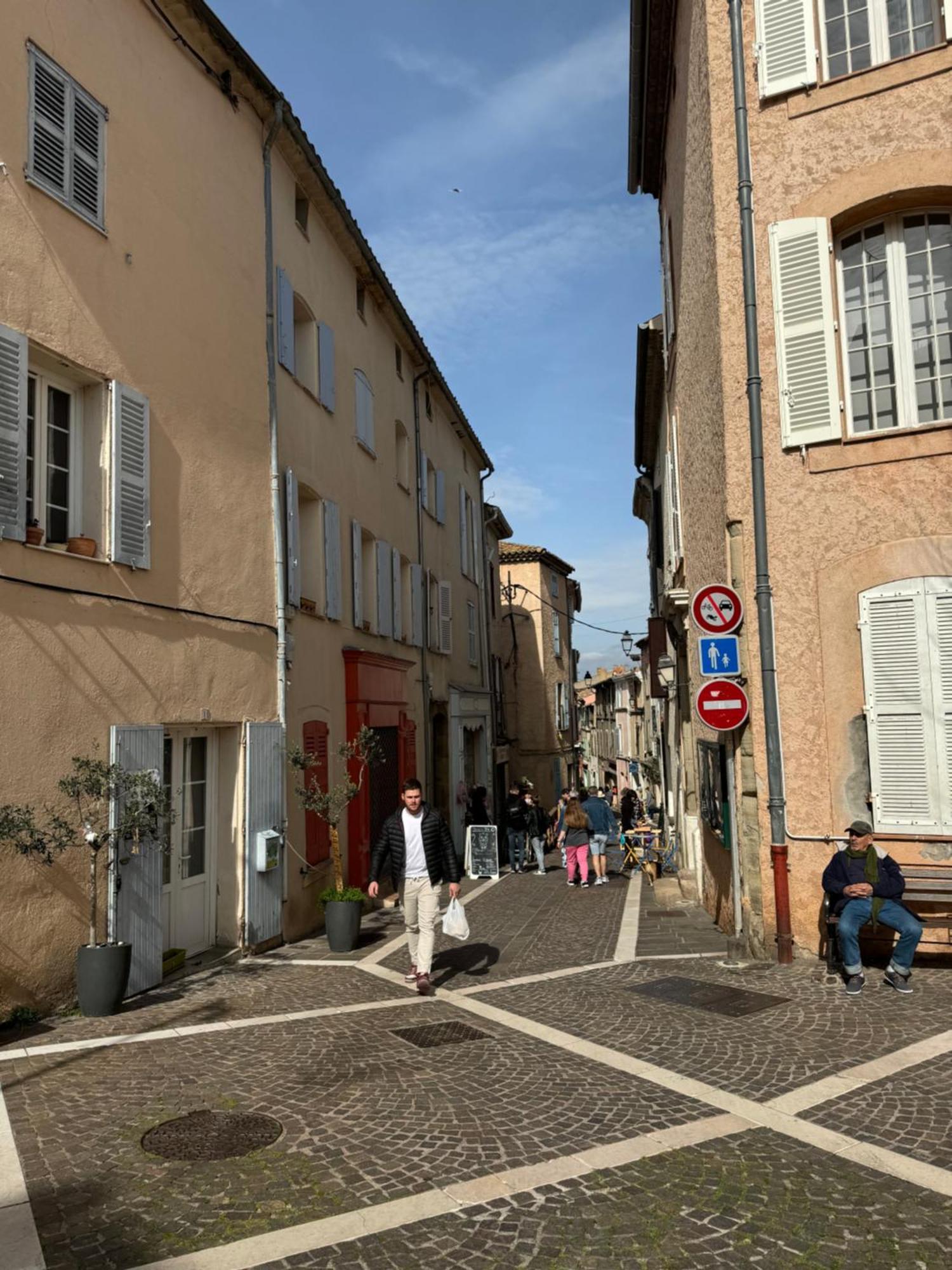 Chez Kay Apartment Roquebrune-sur Argens Bagian luar foto